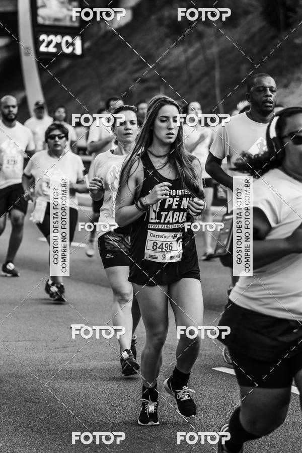 Buy your photos of the eventFotos de Corrida em Preto & Branco on Fotop