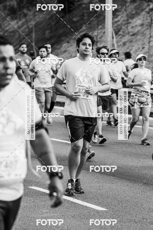 Buy your photos of the eventFotos de Corrida em Preto & Branco on Fotop