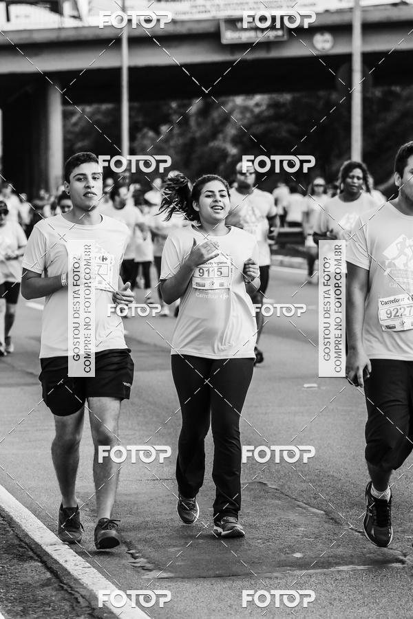 Buy your photos of the eventFotos de Corrida em Preto & Branco on Fotop