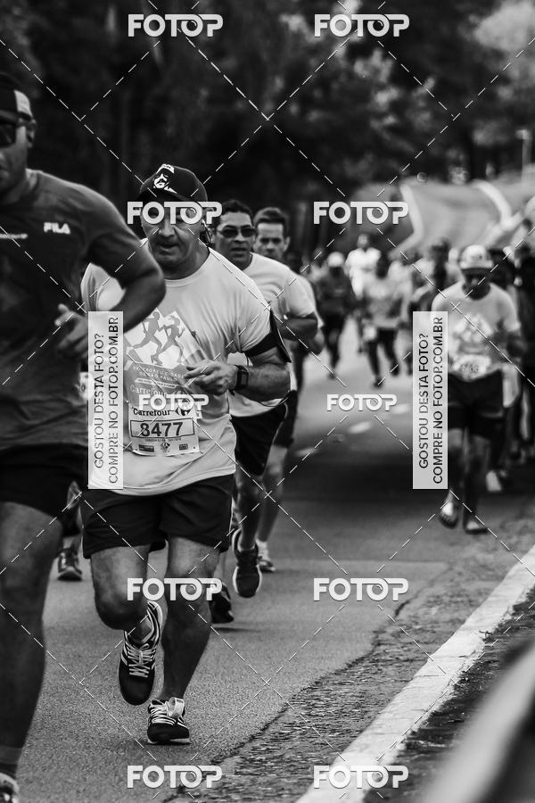 Buy your photos of the eventFotos de Corrida em Preto & Branco on Fotop