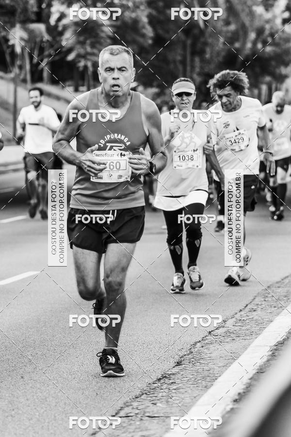 Buy your photos of the eventFotos de Corrida em Preto & Branco on Fotop