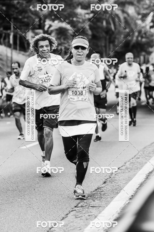 Buy your photos of the eventFotos de Corrida em Preto & Branco on Fotop