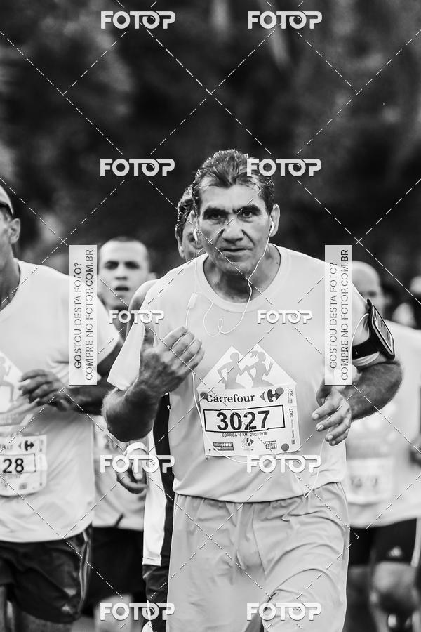 Buy your photos of the eventFotos de Corrida em Preto & Branco on Fotop