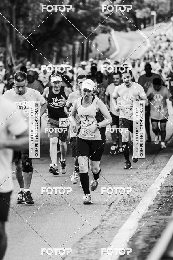 Buy your photos of the eventFotos de Corrida em Preto & Branco on Fotop