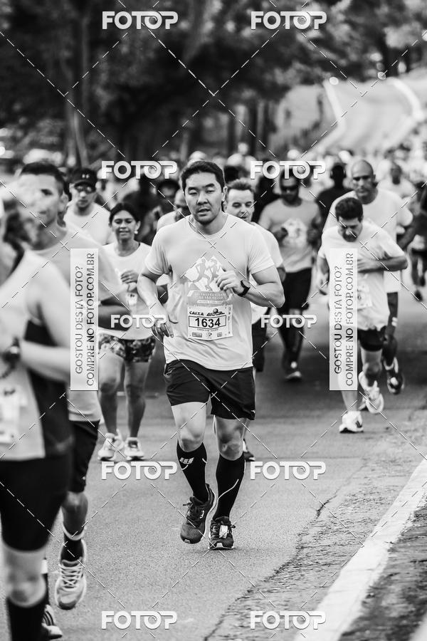 Buy your photos of the eventFotos de Corrida em Preto & Branco on Fotop