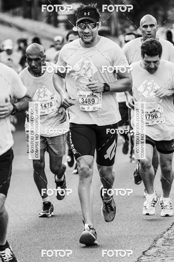 Buy your photos of the eventFotos de Corrida em Preto & Branco on Fotop