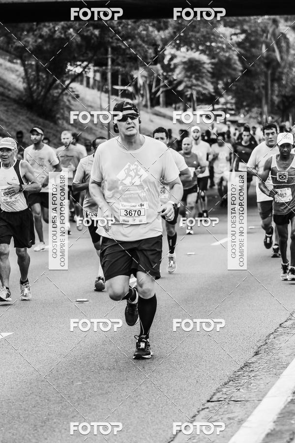 Buy your photos of the eventFotos de Corrida em Preto & Branco on Fotop