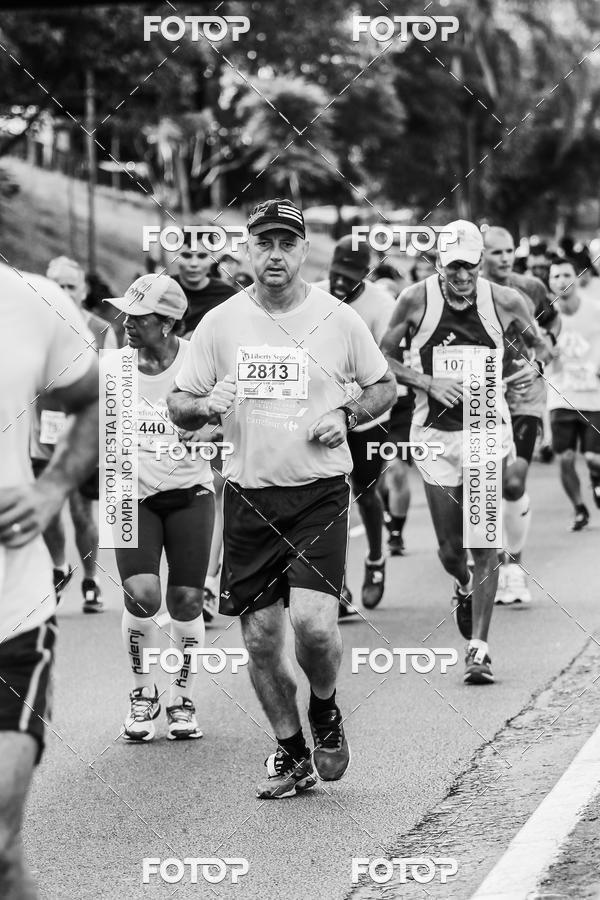 Buy your photos of the eventFotos de Corrida em Preto & Branco on Fotop
