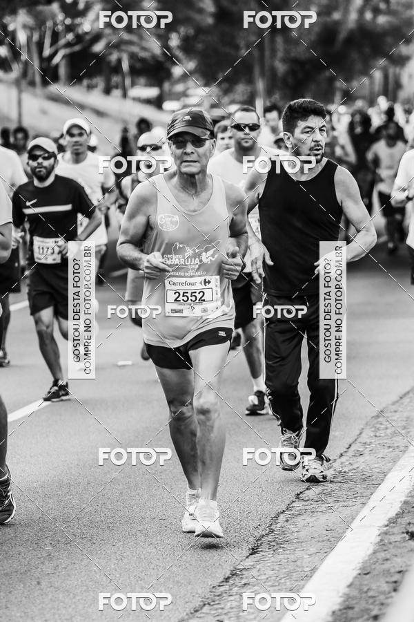 Buy your photos of the eventFotos de Corrida em Preto & Branco on Fotop