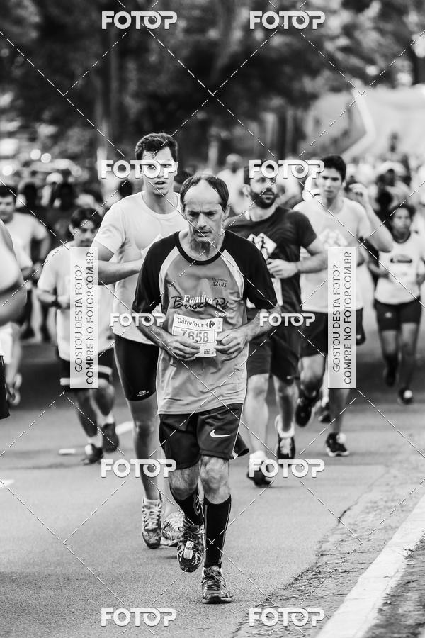 Buy your photos of the eventFotos de Corrida em Preto & Branco on Fotop