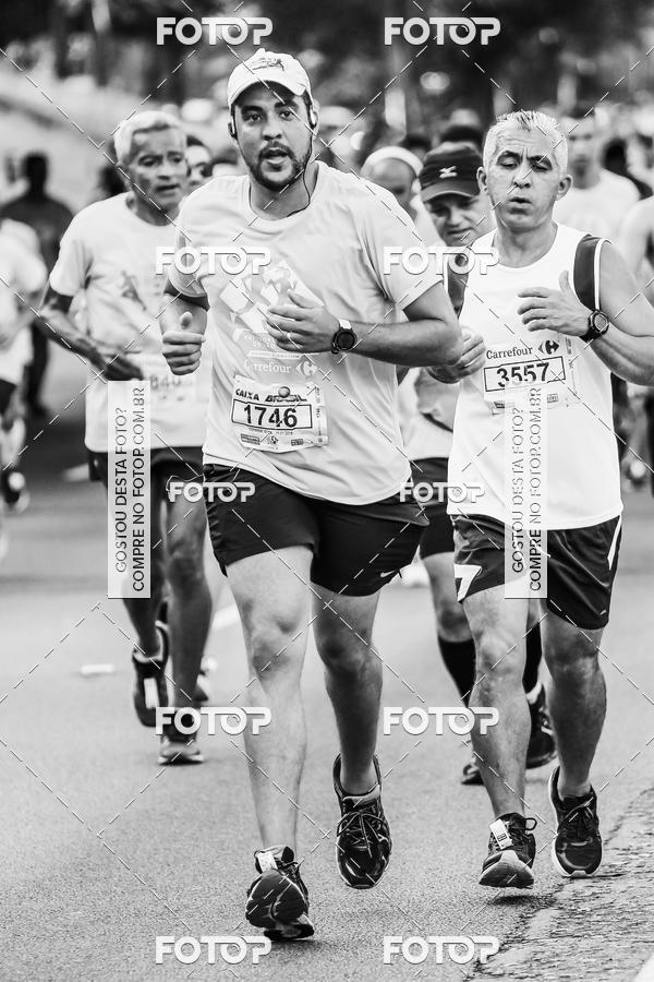 Buy your photos of the eventFotos de Corrida em Preto & Branco on Fotop