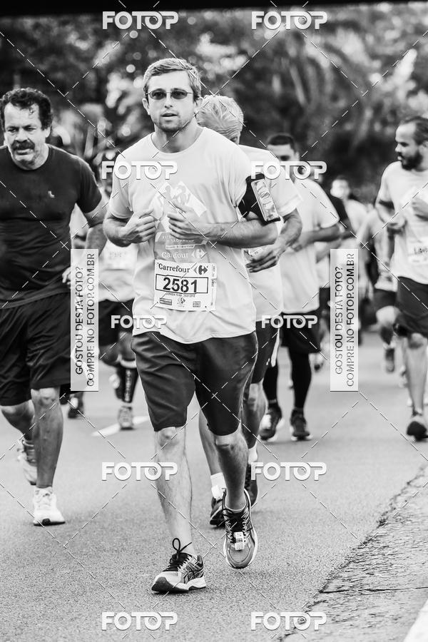 Buy your photos of the eventFotos de Corrida em Preto & Branco on Fotop