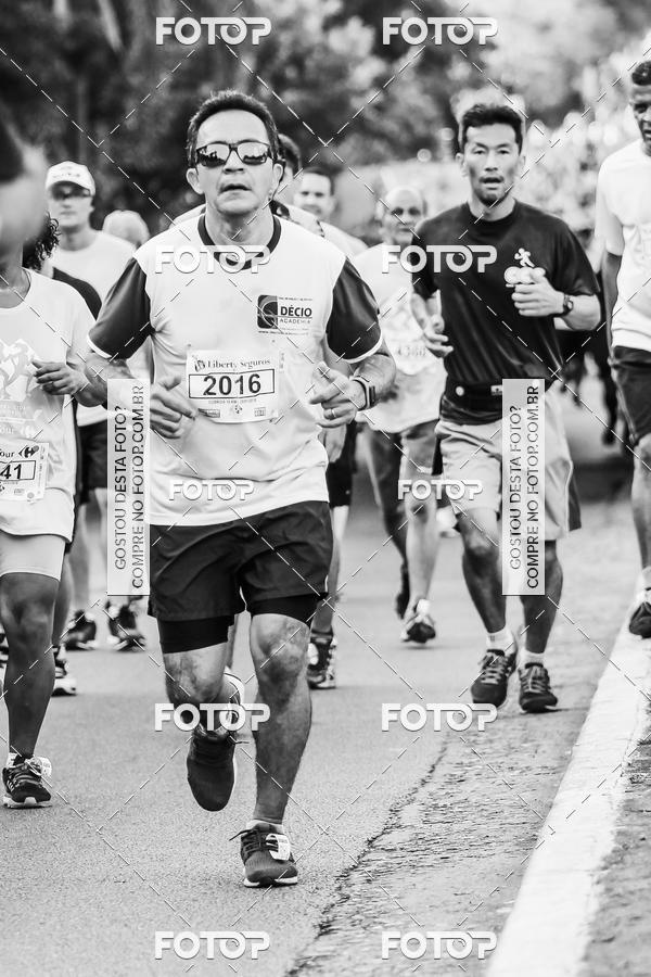 Buy your photos of the eventFotos de Corrida em Preto & Branco on Fotop