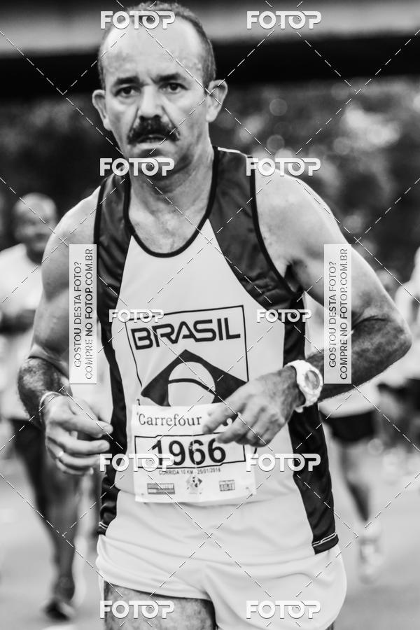 Buy your photos of the eventFotos de Corrida em Preto & Branco on Fotop