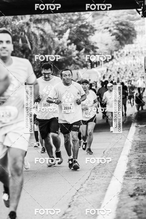 Buy your photos of the eventFotos de Corrida em Preto & Branco on Fotop