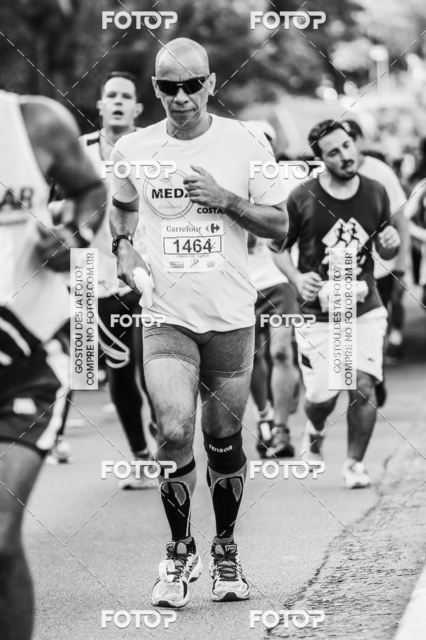 Buy your photos of the eventFotos de Corrida em Preto & Branco on Fotop