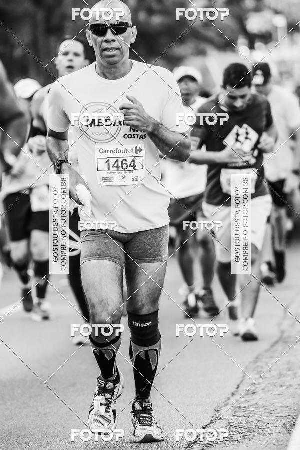 Buy your photos of the eventFotos de Corrida em Preto & Branco on Fotop