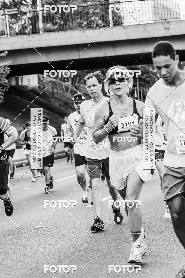 Buy your photos of the eventFotos de Corrida em Preto & Branco on Fotop