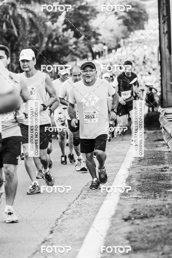 Buy your photos of the eventFotos de Corrida em Preto & Branco on Fotop