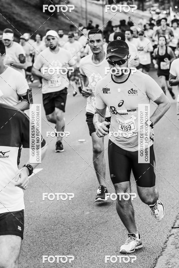 Buy your photos of the eventFotos de Corrida em Preto & Branco on Fotop