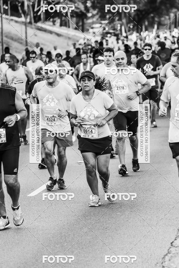 Buy your photos of the eventFotos de Corrida em Preto & Branco on Fotop