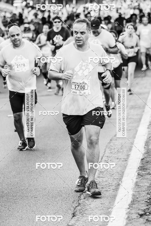 Buy your photos of the eventFotos de Corrida em Preto & Branco on Fotop