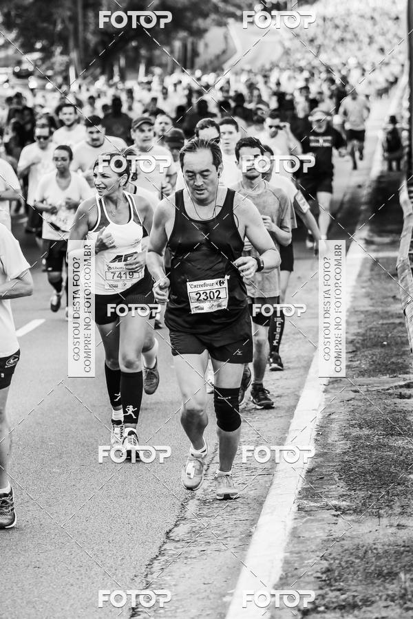 Buy your photos of the eventFotos de Corrida em Preto & Branco on Fotop