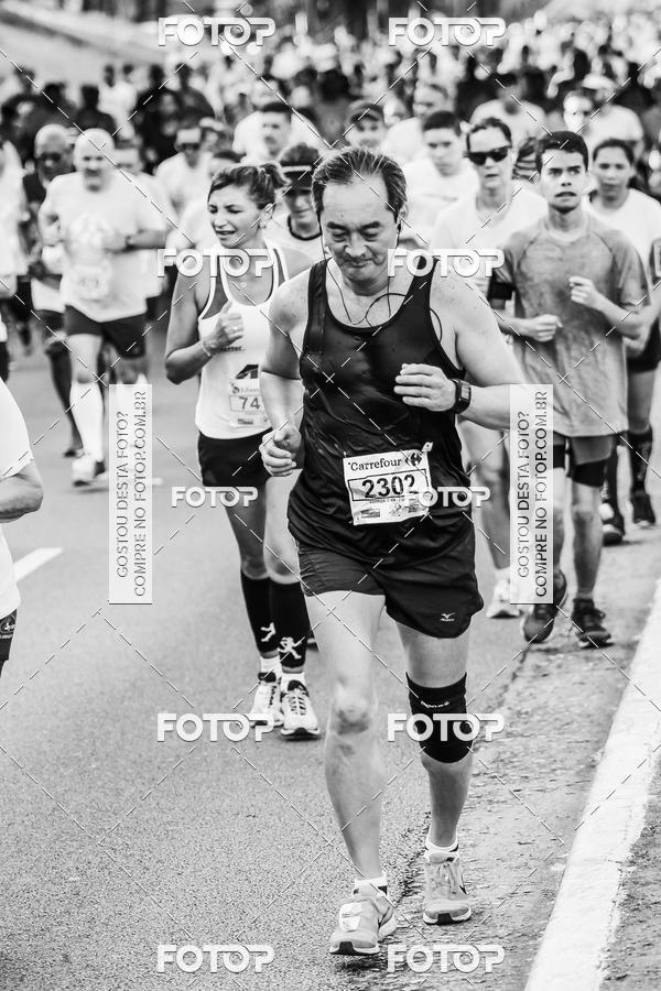 Buy your photos of the eventFotos de Corrida em Preto & Branco on Fotop