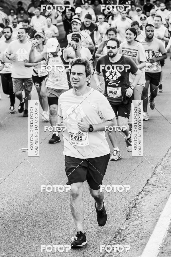 Buy your photos of the eventFotos de Corrida em Preto & Branco on Fotop