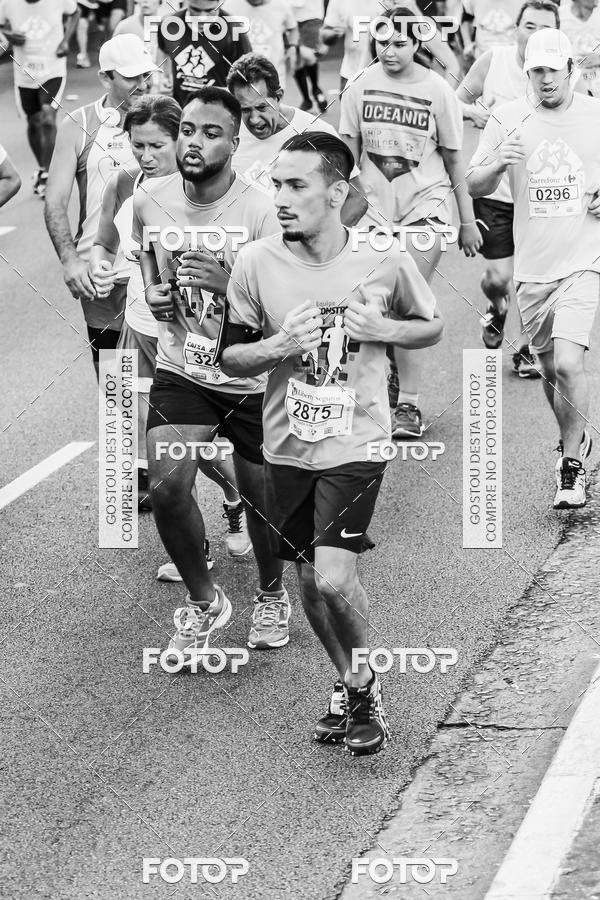 Buy your photos of the eventFotos de Corrida em Preto & Branco on Fotop