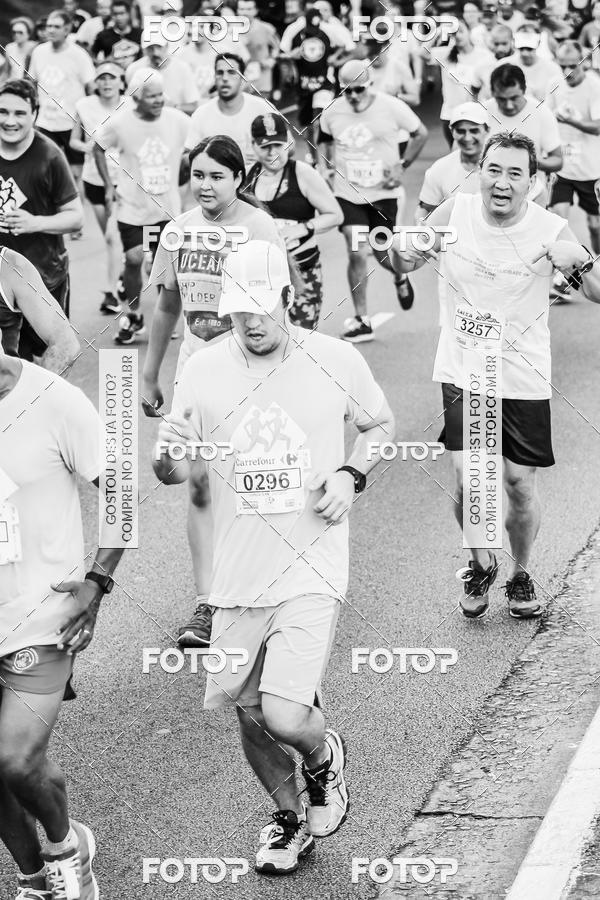 Buy your photos of the eventFotos de Corrida em Preto & Branco on Fotop