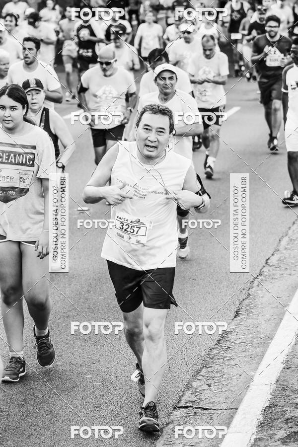 Buy your photos of the eventFotos de Corrida em Preto & Branco on Fotop