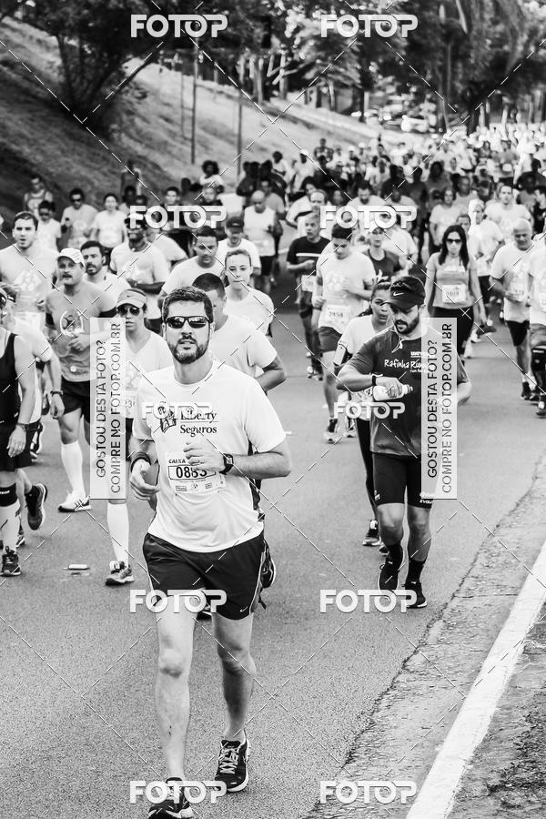 Buy your photos of the eventFotos de Corrida em Preto & Branco on Fotop