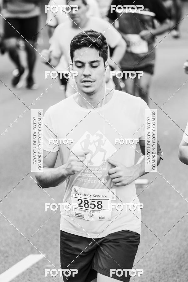 Buy your photos of the eventFotos de Corrida em Preto & Branco on Fotop