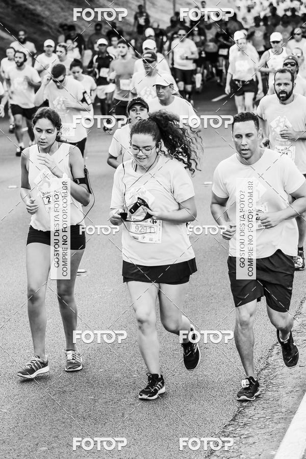 Buy your photos of the eventFotos de Corrida em Preto & Branco on Fotop