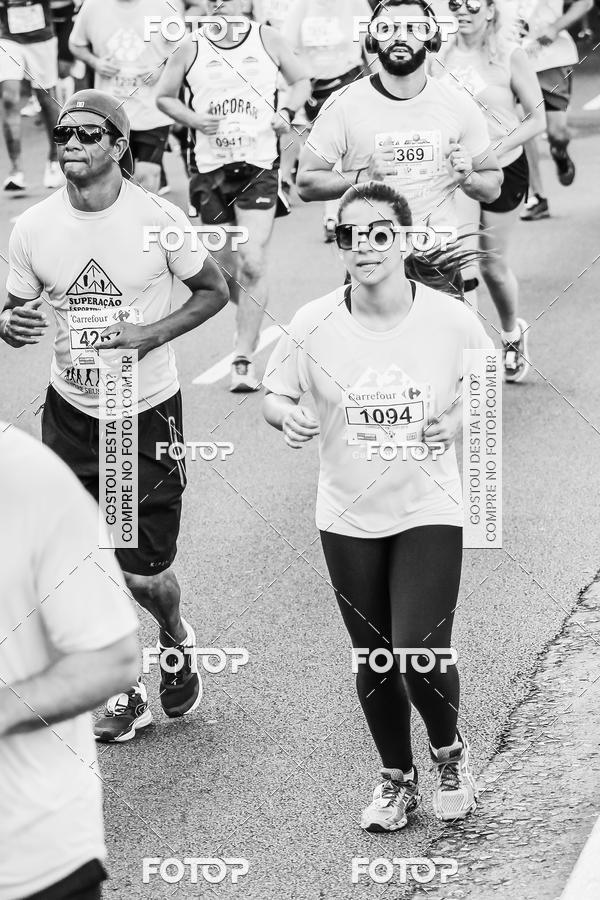 Buy your photos of the eventFotos de Corrida em Preto & Branco on Fotop