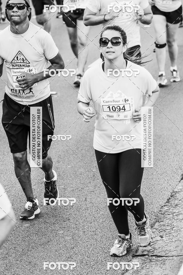 Buy your photos of the eventFotos de Corrida em Preto & Branco on Fotop