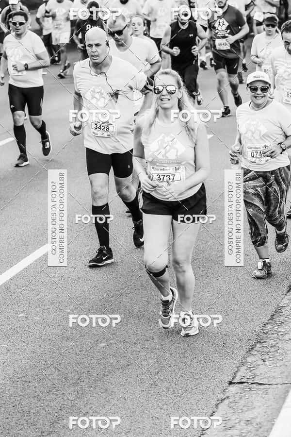 Buy your photos of the eventFotos de Corrida em Preto & Branco on Fotop