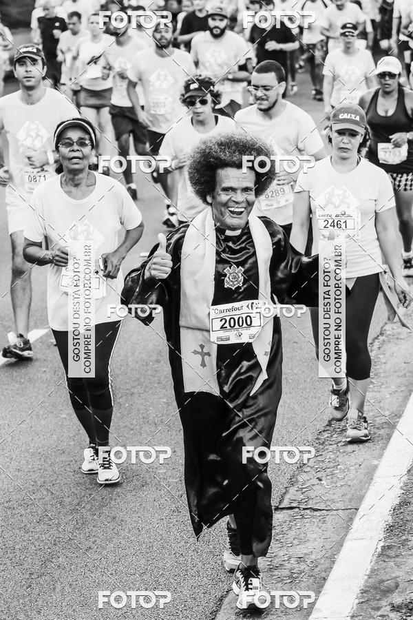 Buy your photos of the eventFotos de Corrida em Preto & Branco on Fotop