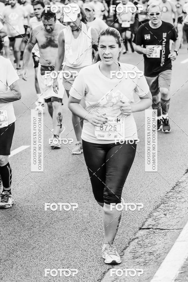 Buy your photos of the eventFotos de Corrida em Preto & Branco on Fotop