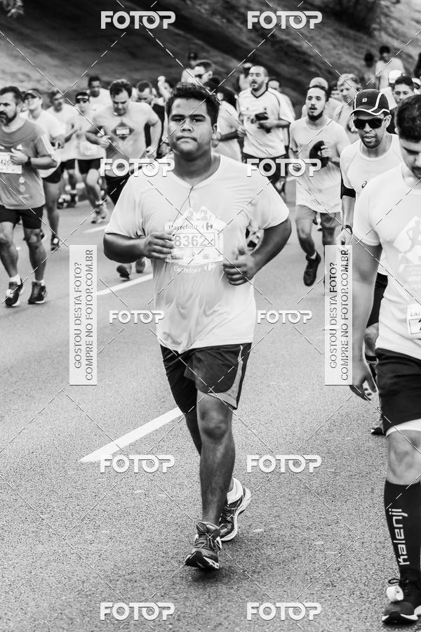 Buy your photos of the eventFotos de Corrida em Preto & Branco on Fotop