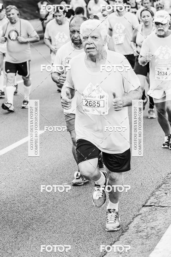 Buy your photos of the eventFotos de Corrida em Preto & Branco on Fotop