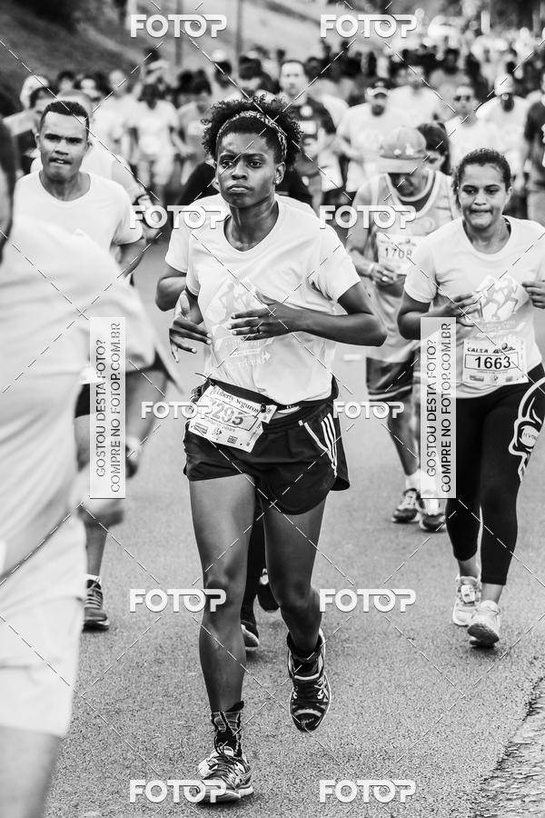 Buy your photos of the eventFotos de Corrida em Preto & Branco on Fotop