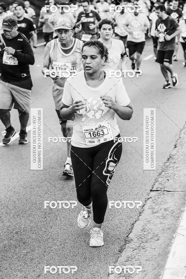 Buy your photos of the eventFotos de Corrida em Preto & Branco on Fotop