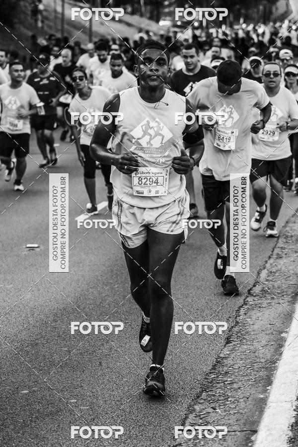 Buy your photos of the eventFotos de Corrida em Preto & Branco on Fotop