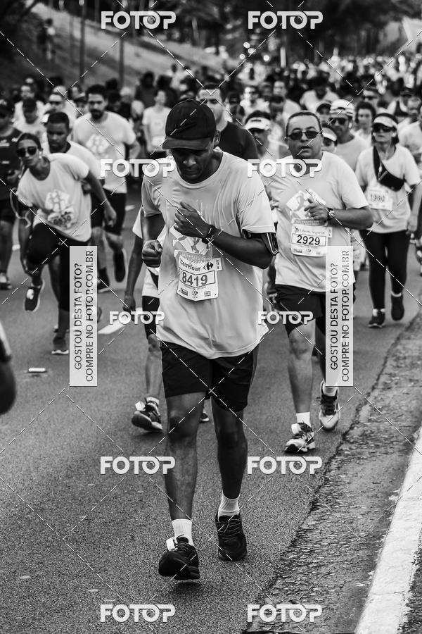 Buy your photos of the eventFotos de Corrida em Preto & Branco on Fotop