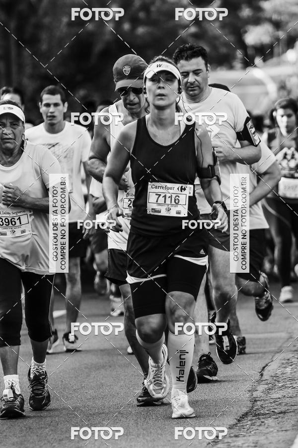 Buy your photos of the eventFotos de Corrida em Preto & Branco on Fotop