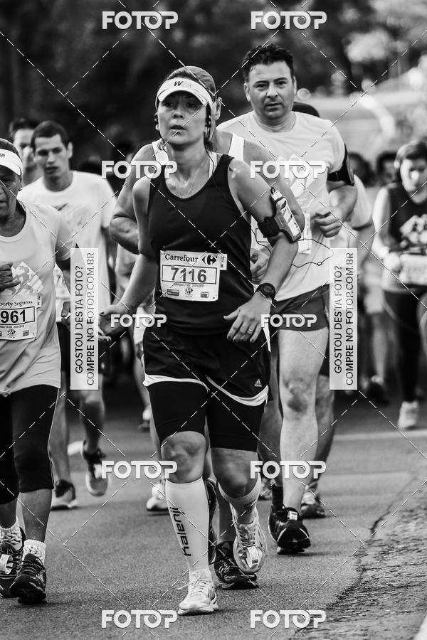 Buy your photos of the eventFotos de Corrida em Preto & Branco on Fotop