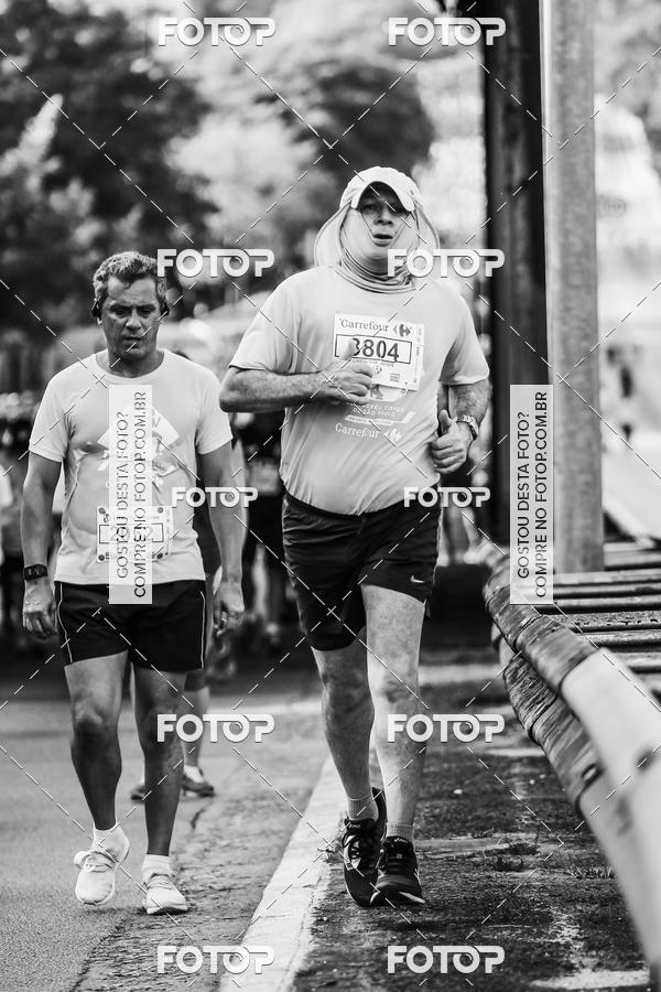 Buy your photos of the eventFotos de Corrida em Preto & Branco on Fotop