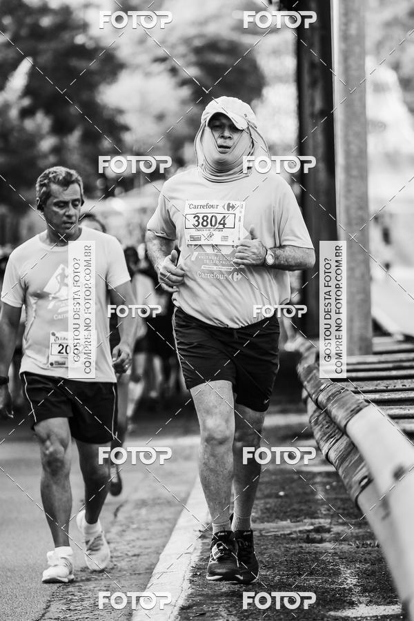 Buy your photos of the eventFotos de Corrida em Preto & Branco on Fotop